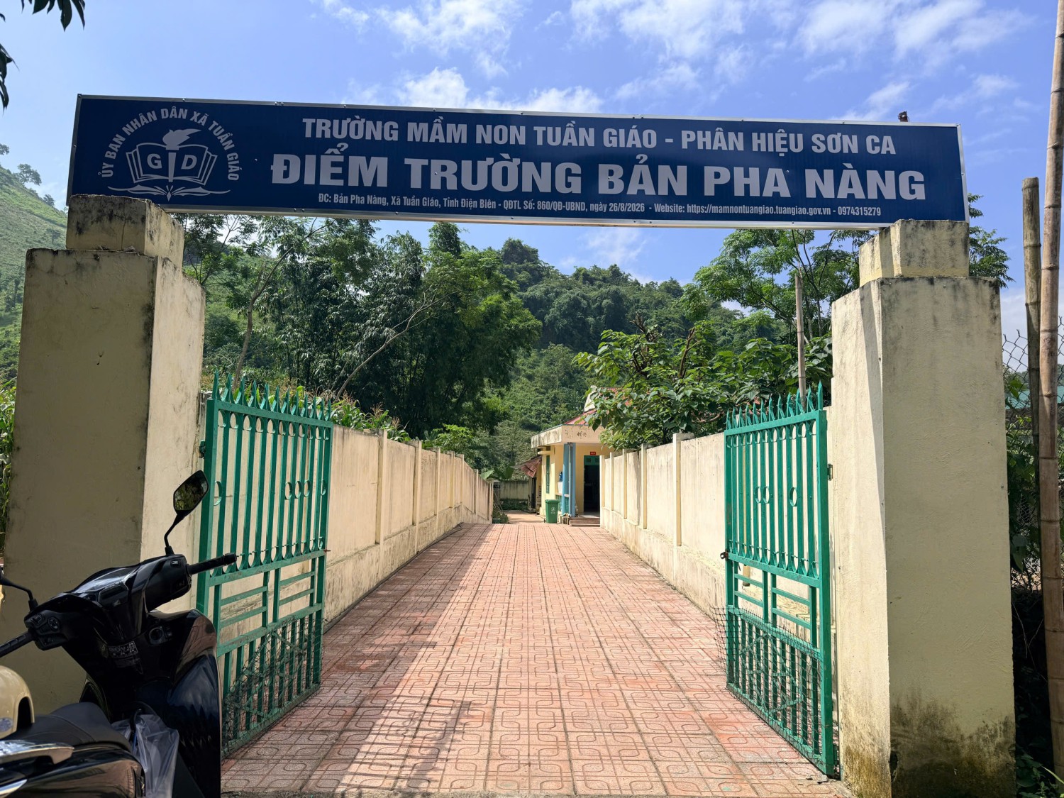 CÁN BỘ QUẢN LÝ TRƯỜNG MẦM NON TUẦN GIÁO THĂM VÀ KIỂM TRA CÔNG TÁC ĐẦU NĂM TẠI CÁC PHÂN HIỆU