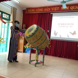 Ảnh khai giảng